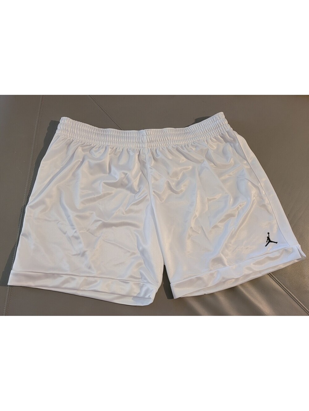 NWT NIKE Air Jordan Womens Size XXL White Basketball Shorts AT0538-100
